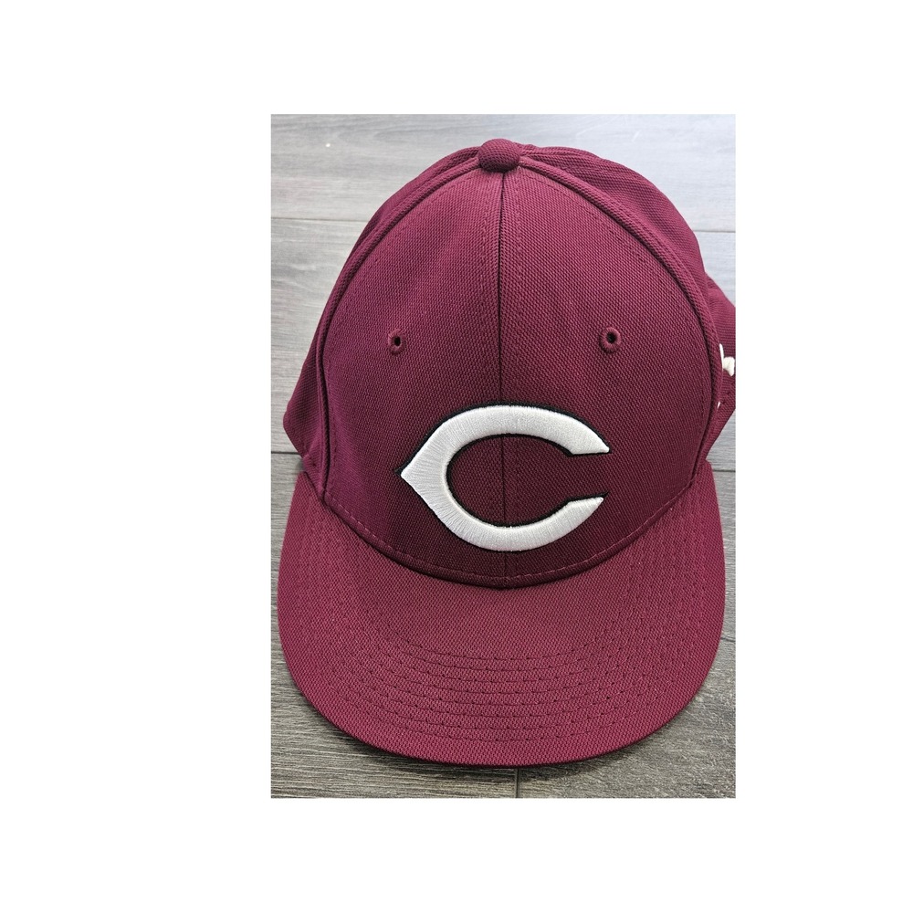 Under Armour The Ville Maroon Baseball Cap Fitted Adult Large UA300